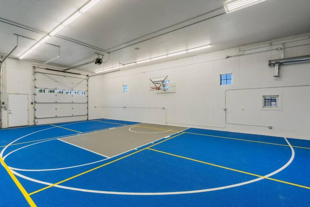 Sleep 14! Hot Tub, Indoor Pickleball & Basketball Court Villa Белгрейд Екстериор снимка